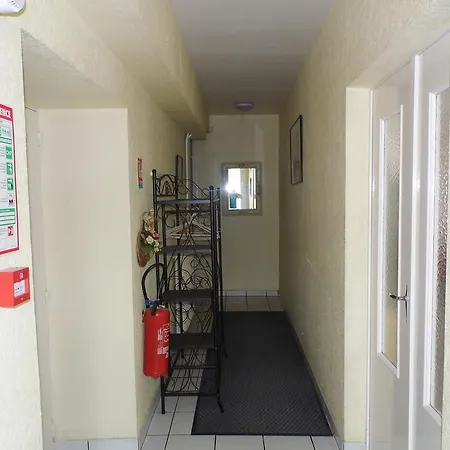 Hotel A L'oree Du Bois Chez Doudou&lolo Bellerive-sur-Allier