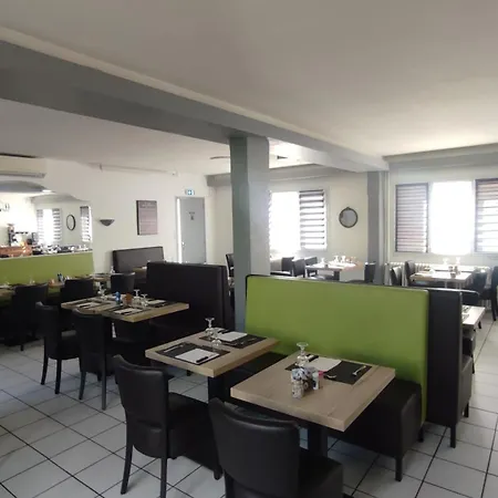 Hotel A L'orée Du Bois Chez Doudou&lolo Bellerive-sur-Allier